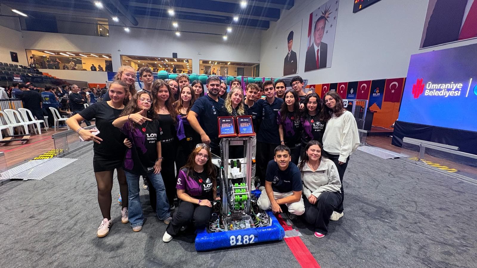 Loth Robots Team 8182